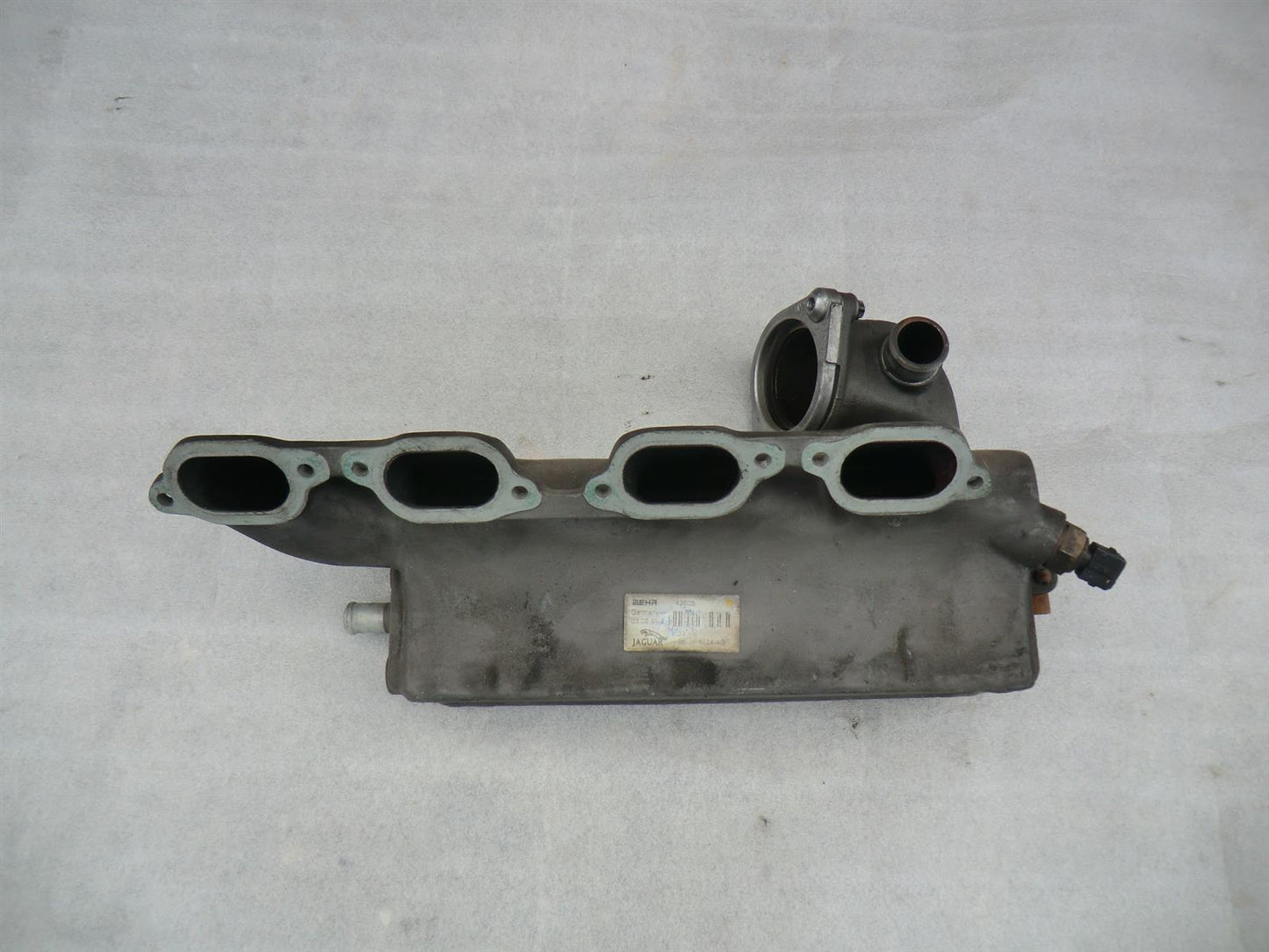 Jaguar X100 XKR Intercooler Ladeluftkühler rechts 98JV-9424AE