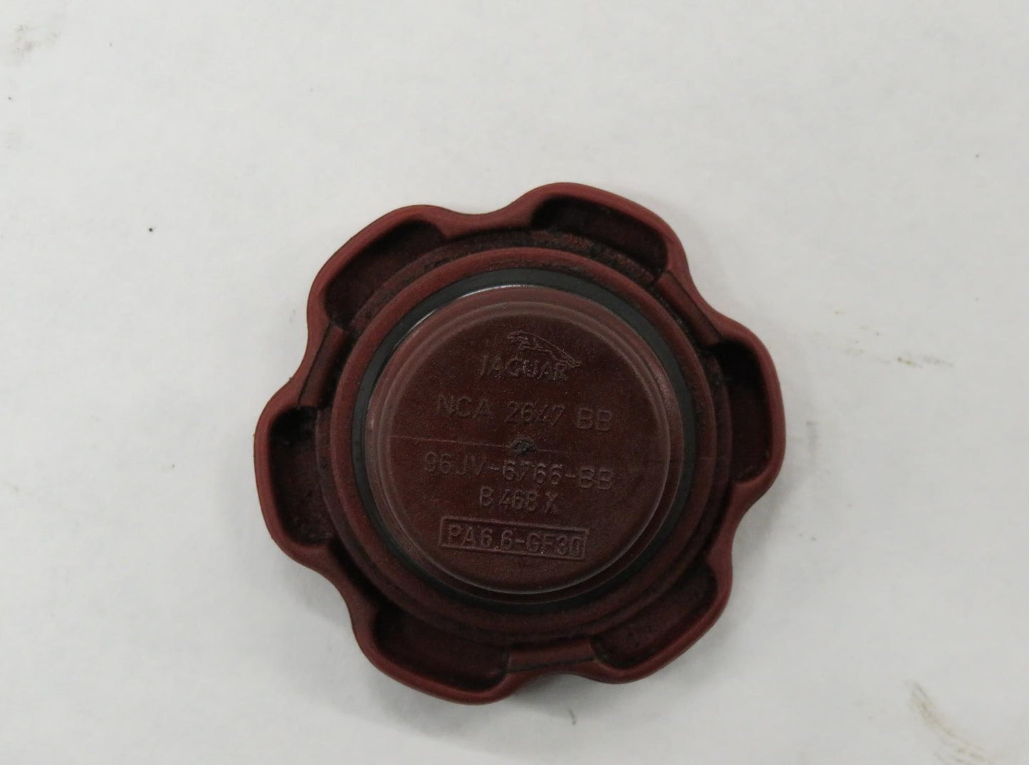 Jaguar X100 XK8 4.0 Öldeckel Deckel Öleinfüllstutzen Oil filler cap AJ87922