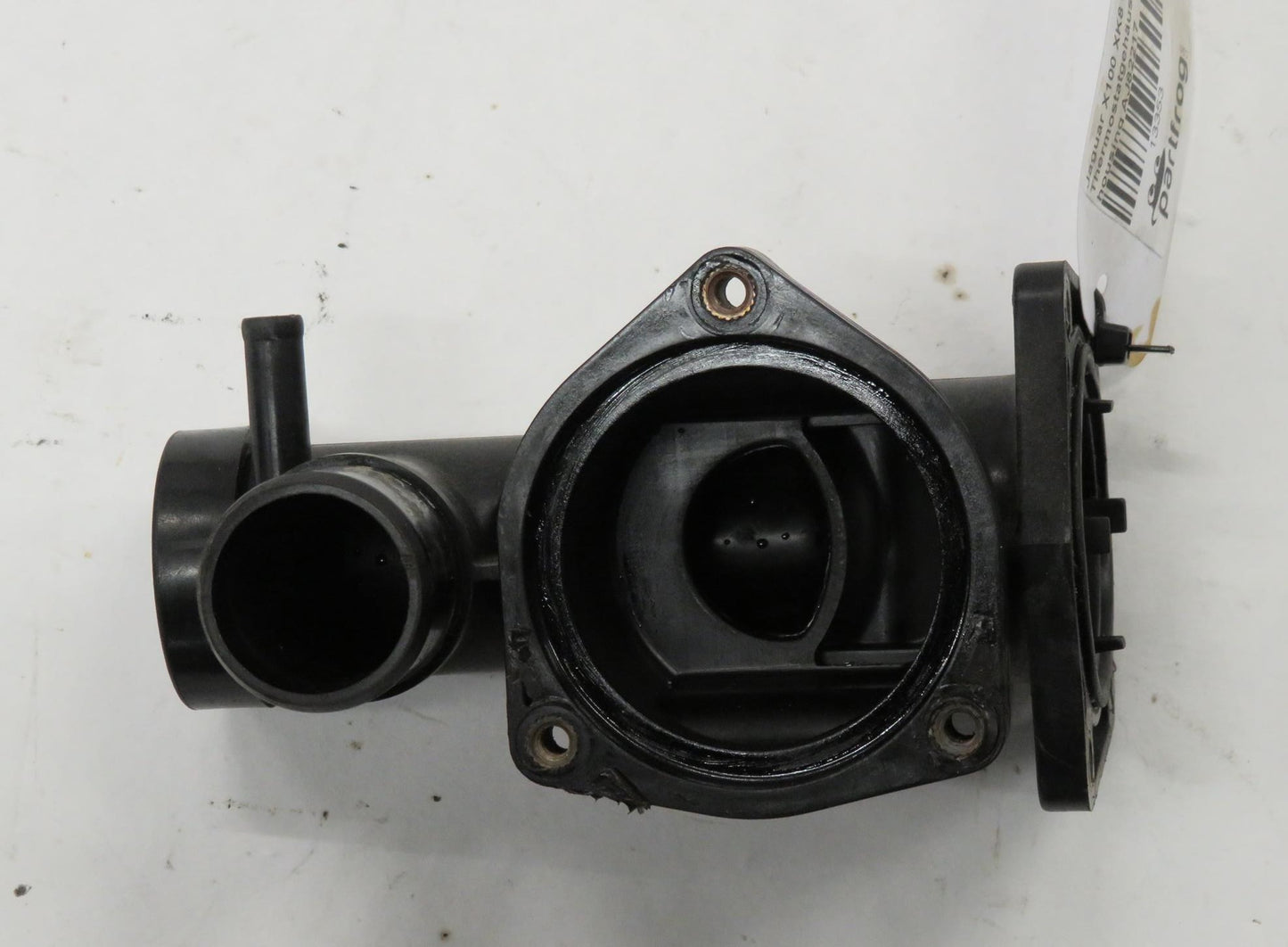 Jaguar X100 XK8 4.0 Thermostatgehäuse Thermostat housing AJ82217