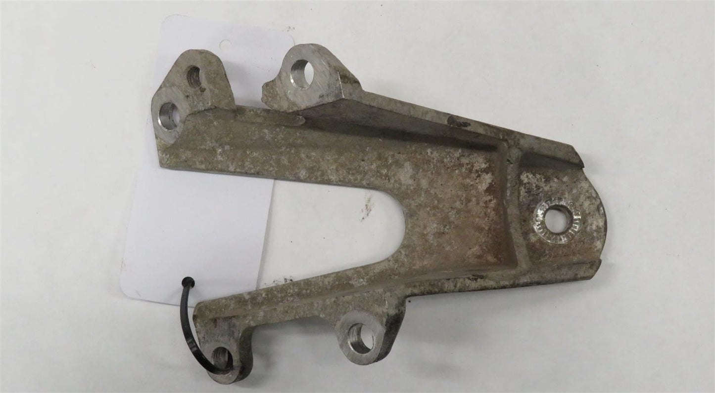 Jaguar X100 XK8 XKR 4.0 Motorhalter rechts RH Engine mounting bracket AJ8143