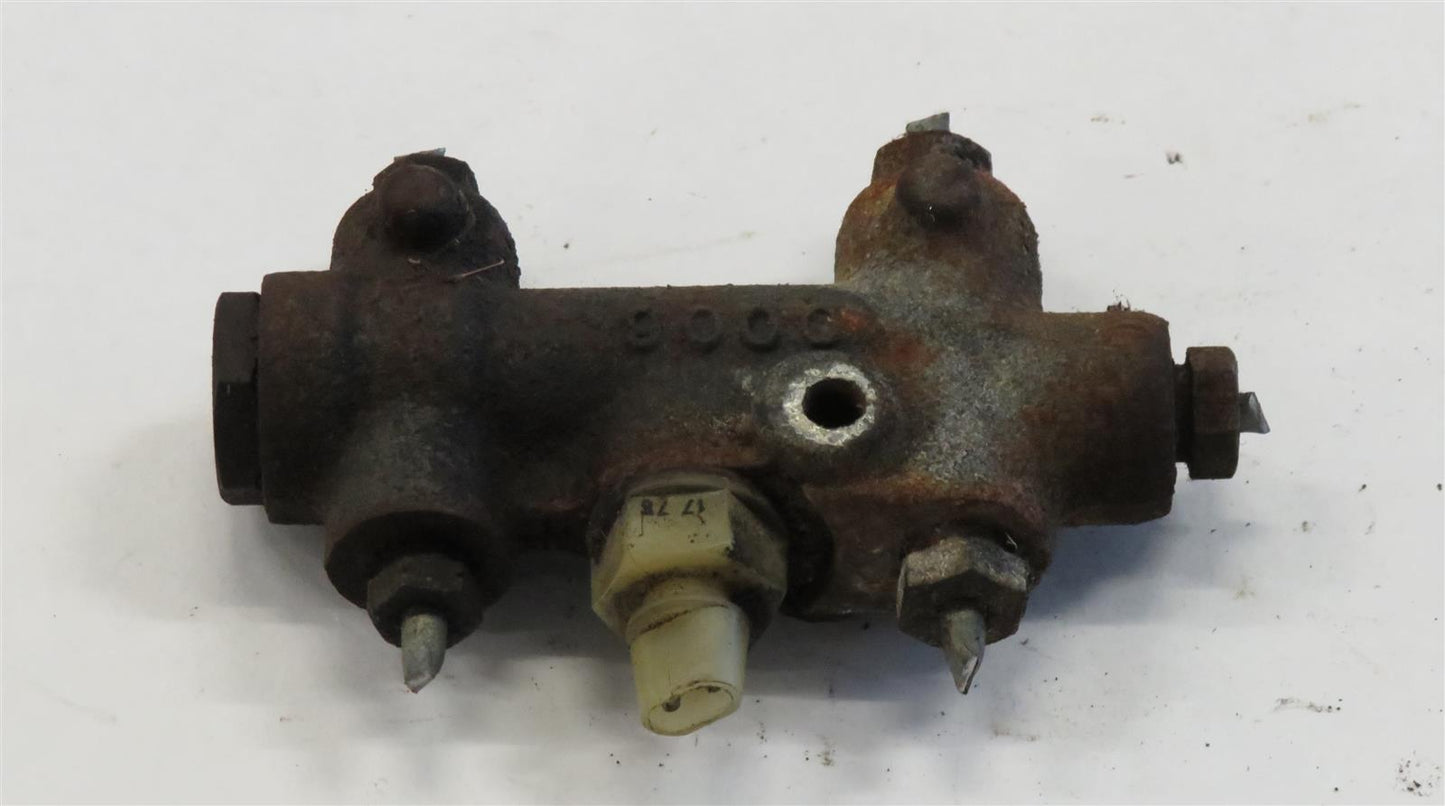 Jaguar XJ6 XJ12 Serie 2 Bremskraftregler Verteiler Bremsleitung vorn