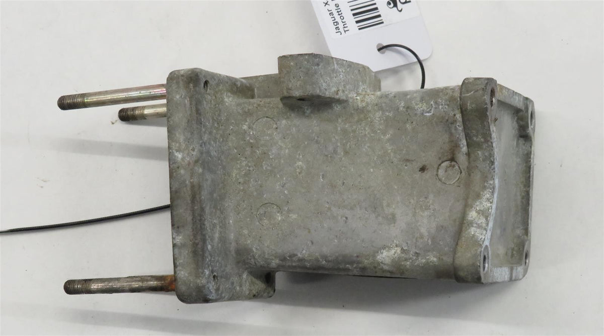 Jaguar XJ12 5.3 Injection Serie 2 Throttle Body Pedestal P43347A