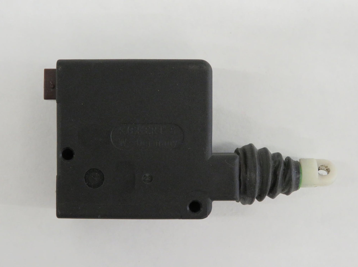 Jaguar X100 Series XK8 Stellmotor Motor ZV Heckklappe hinten Zentralverriegelung