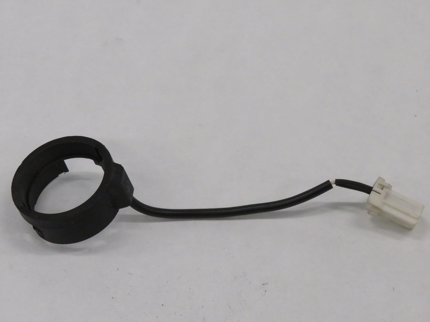 Jaguar X100 XKR XK8 Key transponder coil LJA2668AB