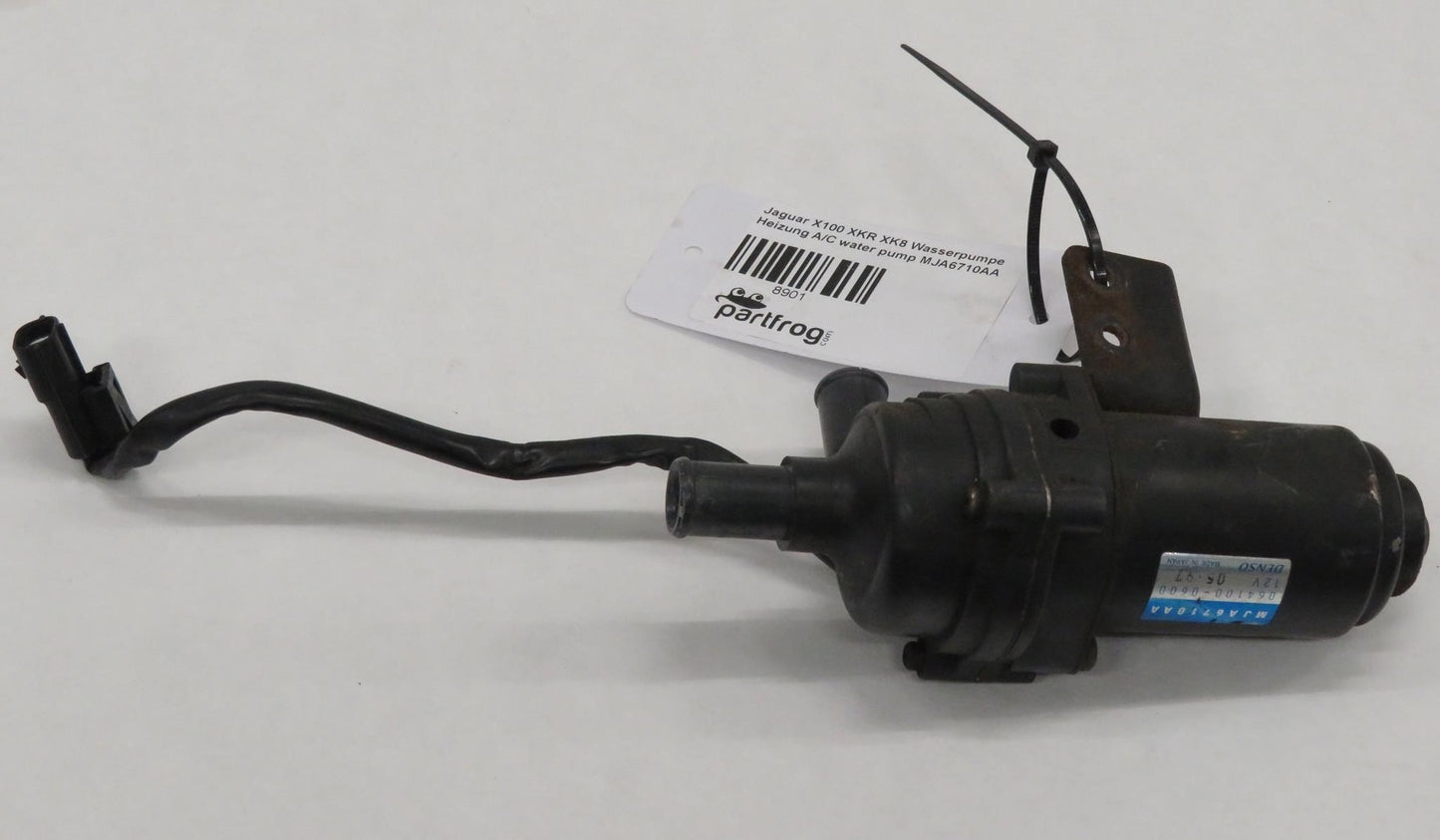 Jaguar X100 XKR XK8 Wasserpumpe Heizung A/C water pump MJA6710AA