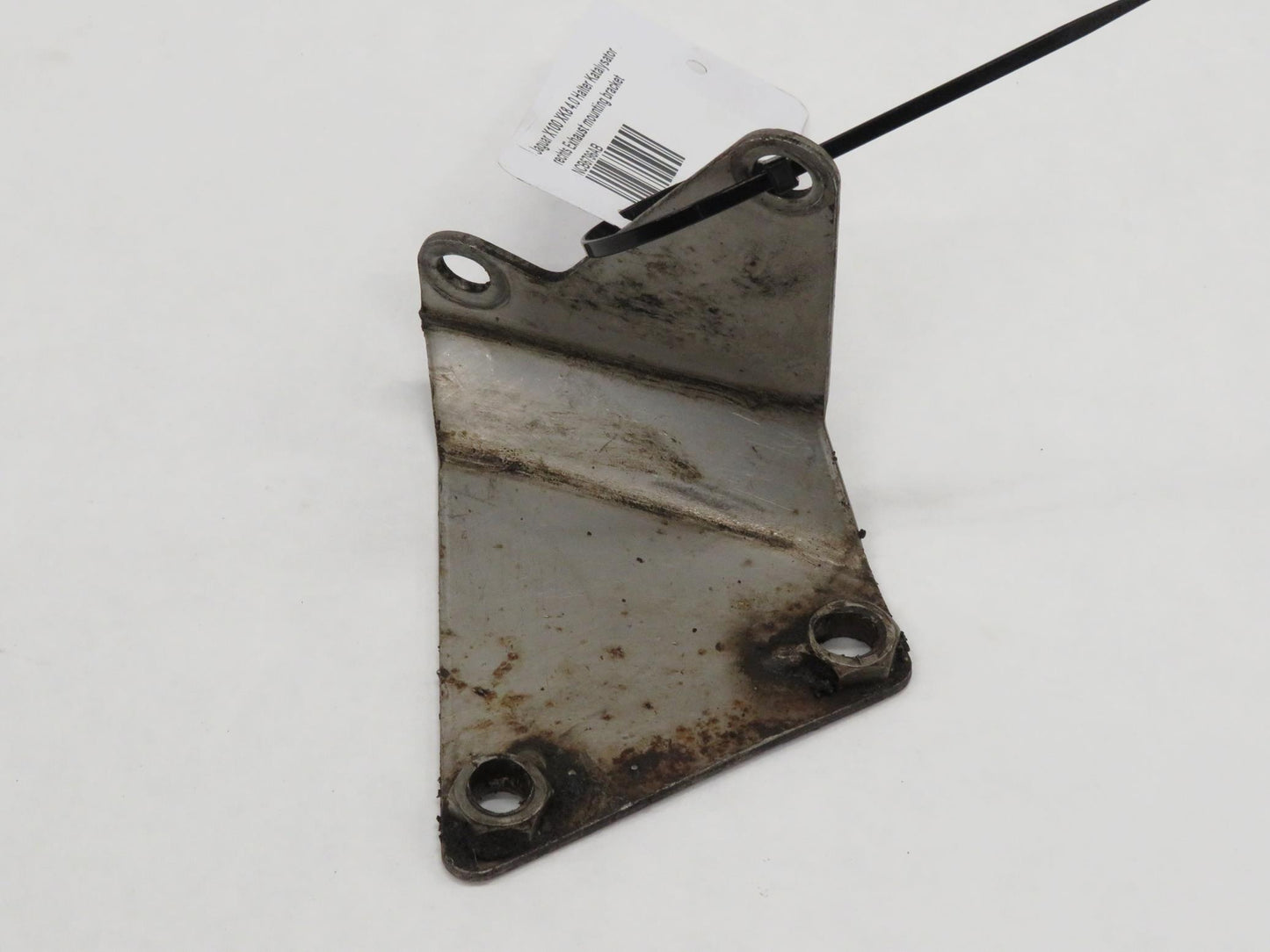 Jaguar X100 XK8 4.0 Halter Katalysator rechts Exhaust mounting bracket NCB6796AB