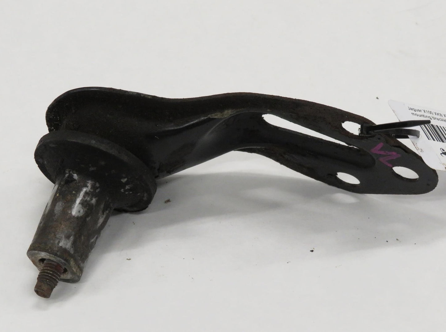 Jaguar X100 XK8 XKR Crossbeam mounting bracket MJA2547AA