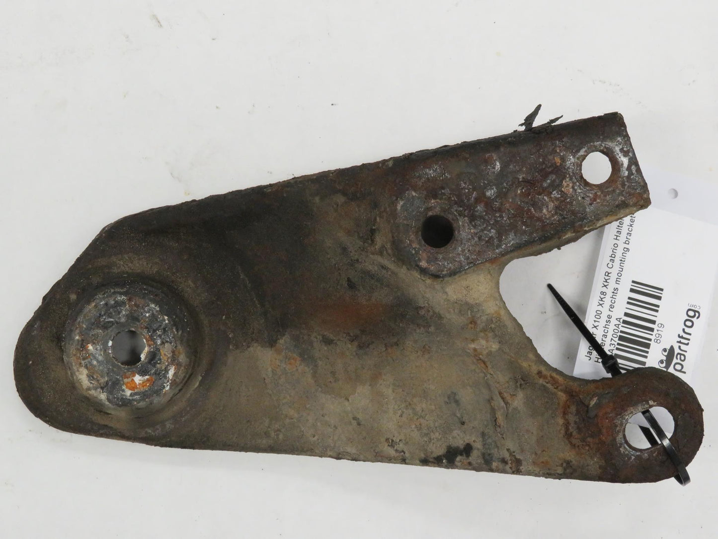 Jaguar X100 XK8 XKR Cabrio Halter Hinterachse rechts mounting bracket MJA3700AA
