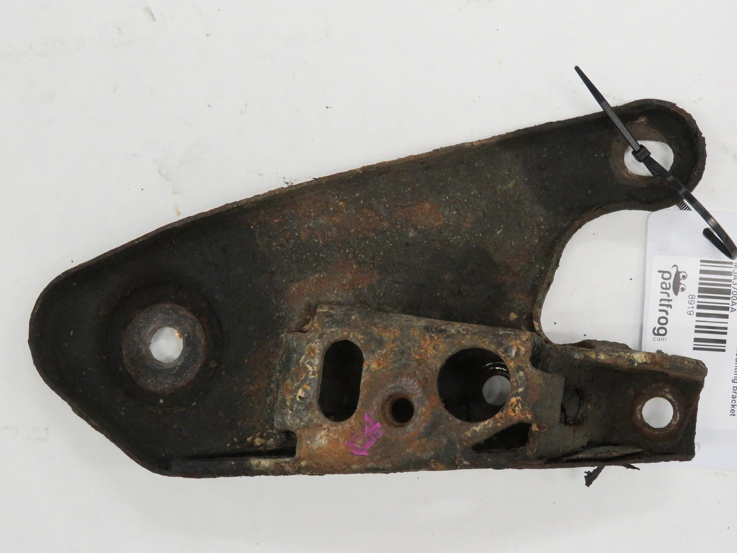 Jaguar X100 XK8 XKR Cabrio Halter Hinterachse rechts mounting bracket MJA3700AA
