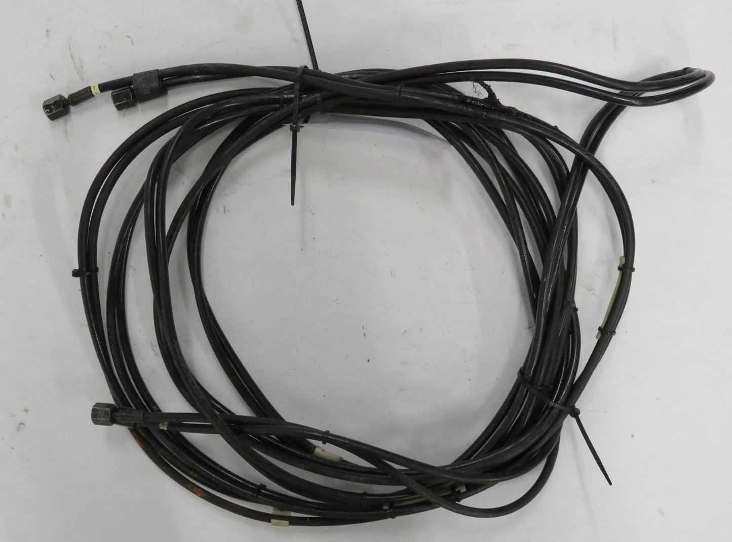 Jaguar X100 XKR XK8 Cabrio Verdeck Hydraulikleitung vorn Verschluss HJB8256AB