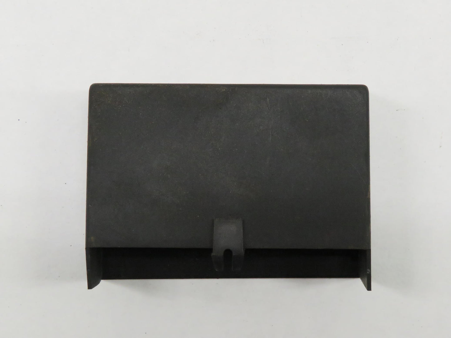 Jaguar X100 XKR XK8 Engine Motor Computer ECU Relay Cover LJA6735AB