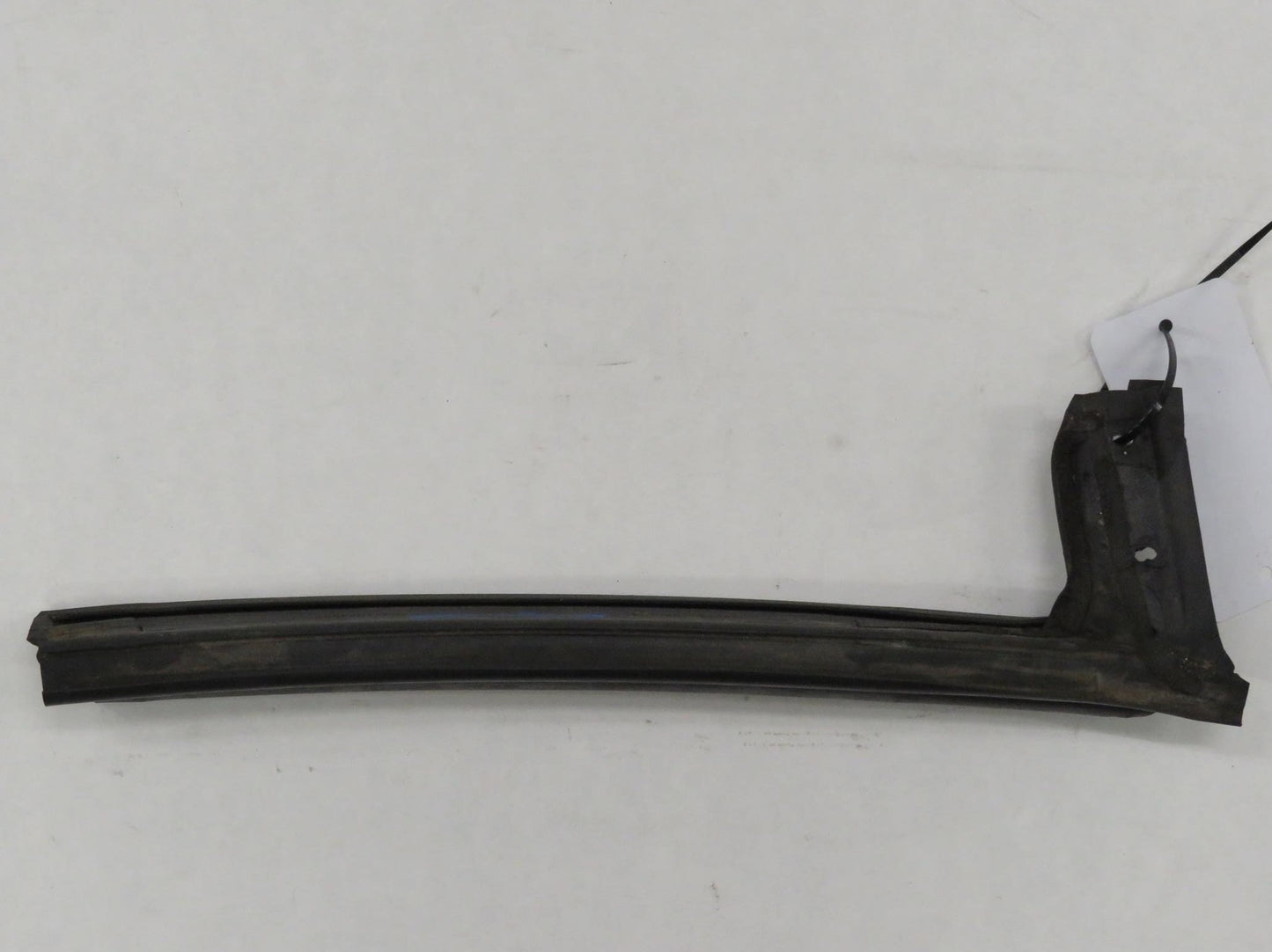 Jaguar X100 XKR XK8 Cabrio Dichtung oben rechts Hood frame seal front HJG7778AA