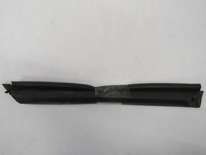 Jaguar X100 XKR XK8 Cabrio Dichtung Dach oben rechts Hood frame seal HJB7782AA