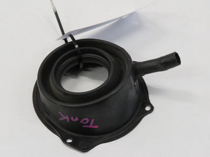 Jaguar X100 XKR XK8 Dichtung Ablauf Tankstutzen Fuel filler gaiter HJE3107AD