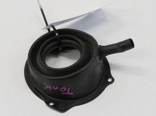 Jaguar X100 XKR XK8 Dichtung Ablauf Tankstutzen Fuel filler gaiter HJE3107AD