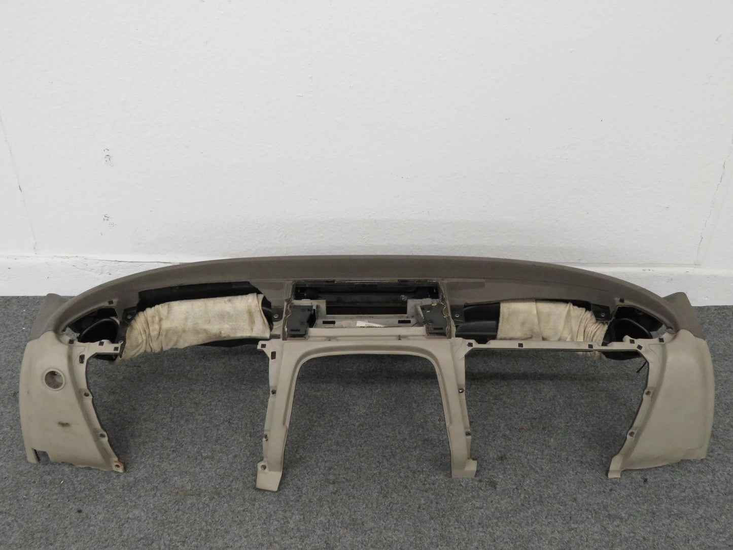 Jaguar X100 XKR XK8 Armaturenbrett Instrument Panel LHD Beige