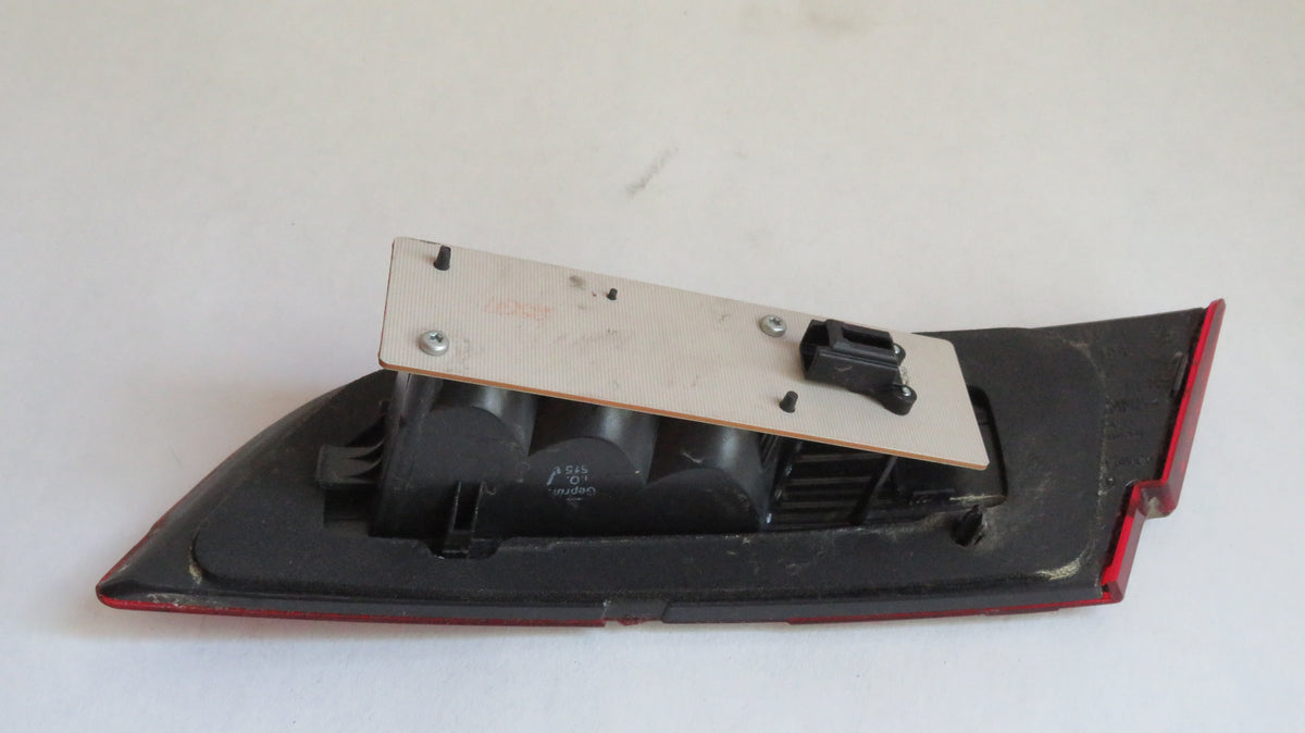 Jaguar XF (X250 Series) Nebelschlussleuchte hinten links Limousine 2NE23804603 8X2315K273CD